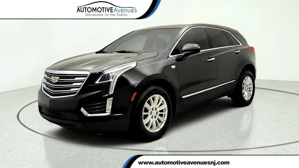 2019 Cadillac XT5 Base — photo 1 of 26
