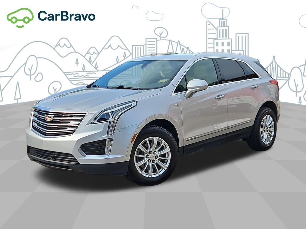 2017 Cadillac XT5 FWD — photo 1 of 7