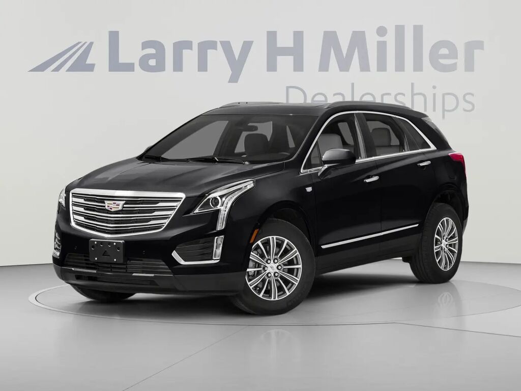 2019 Cadillac XT5 Base — photo 1 of 25