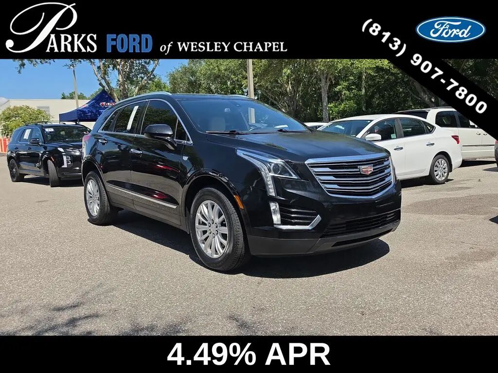2017 Cadillac XT5 Base — photo 1 of 39