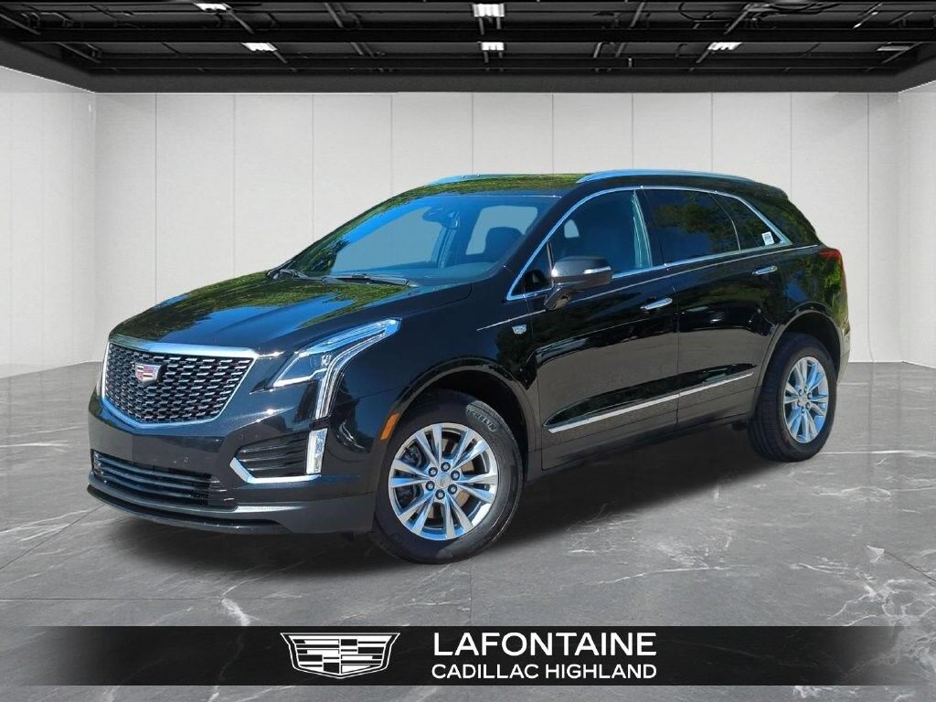 2024 Cadillac XT5 — photo 1 of 7