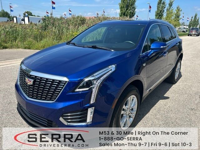 2023 Cadillac XT5 — photo 1 of 7