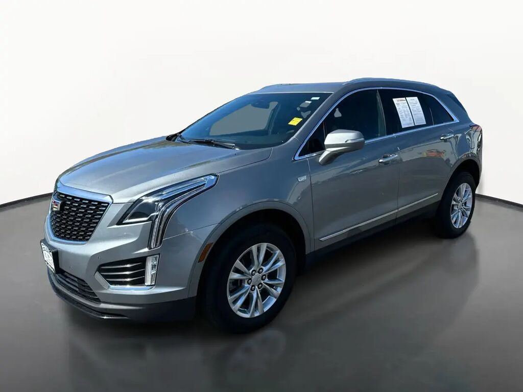 2024 Cadillac XT5 Luxury — photo 1 of 13