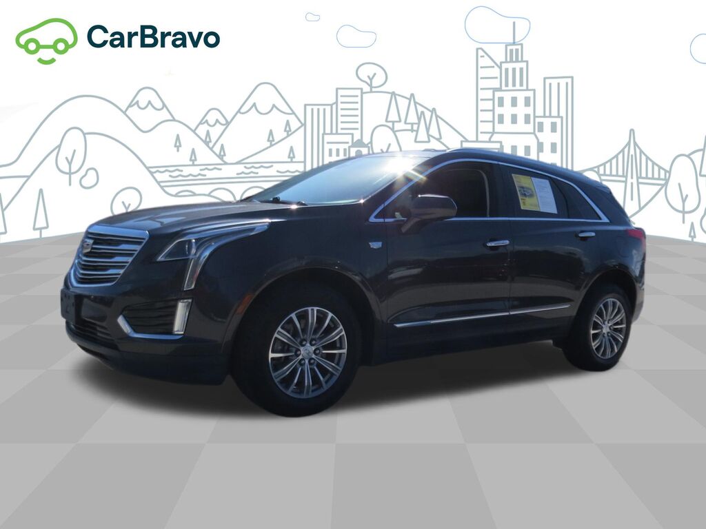 2017 Cadillac XT5 Luxury FWD — photo 1 of 6