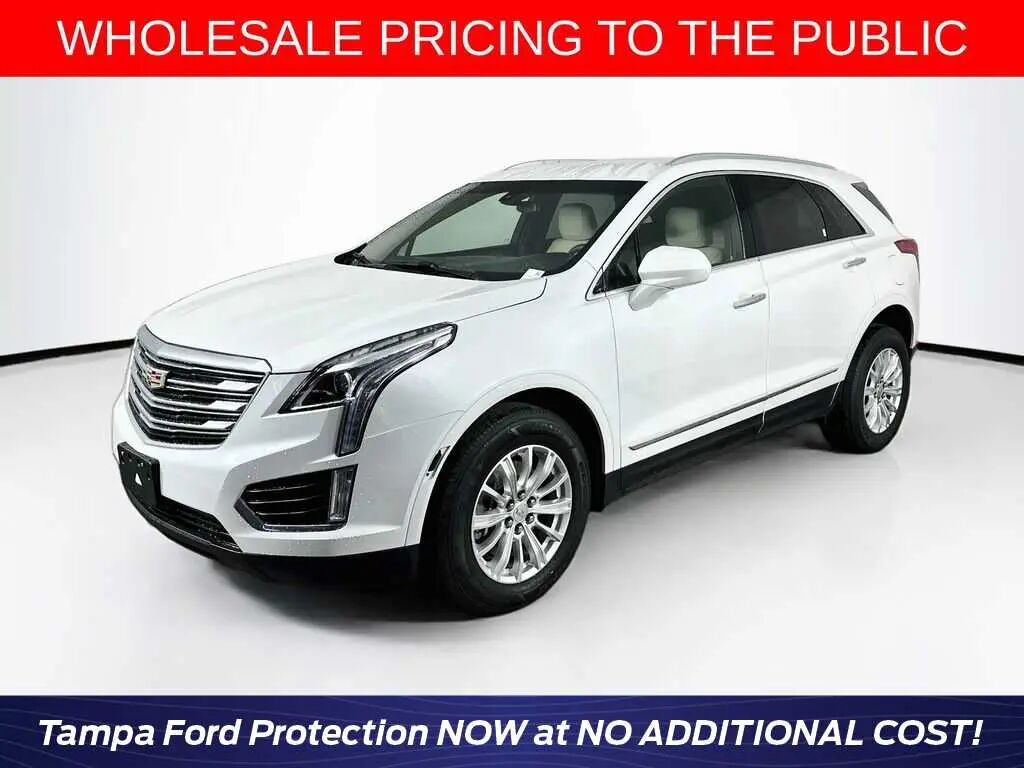2018 Cadillac XT5 Base — photo 1 of 13