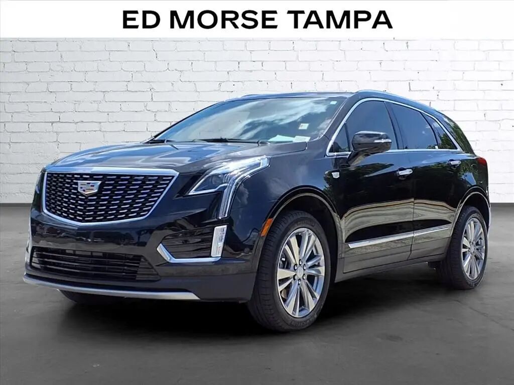 2024 Cadillac XT5 Premium Luxury — photo 1 of 13