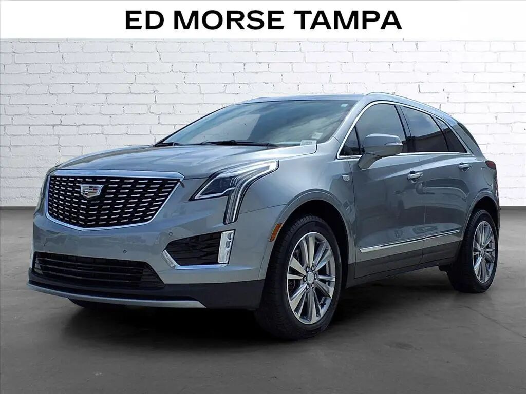 2024 Cadillac XT5 Premium Luxury — photo 1 of 13