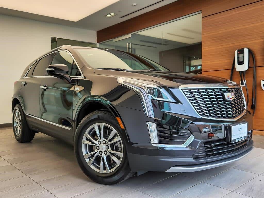 2023 Cadillac XT5 — photo 1 of 5