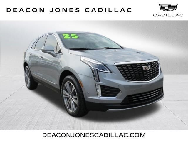2025 Cadillac XT5 — photo 1 of 7