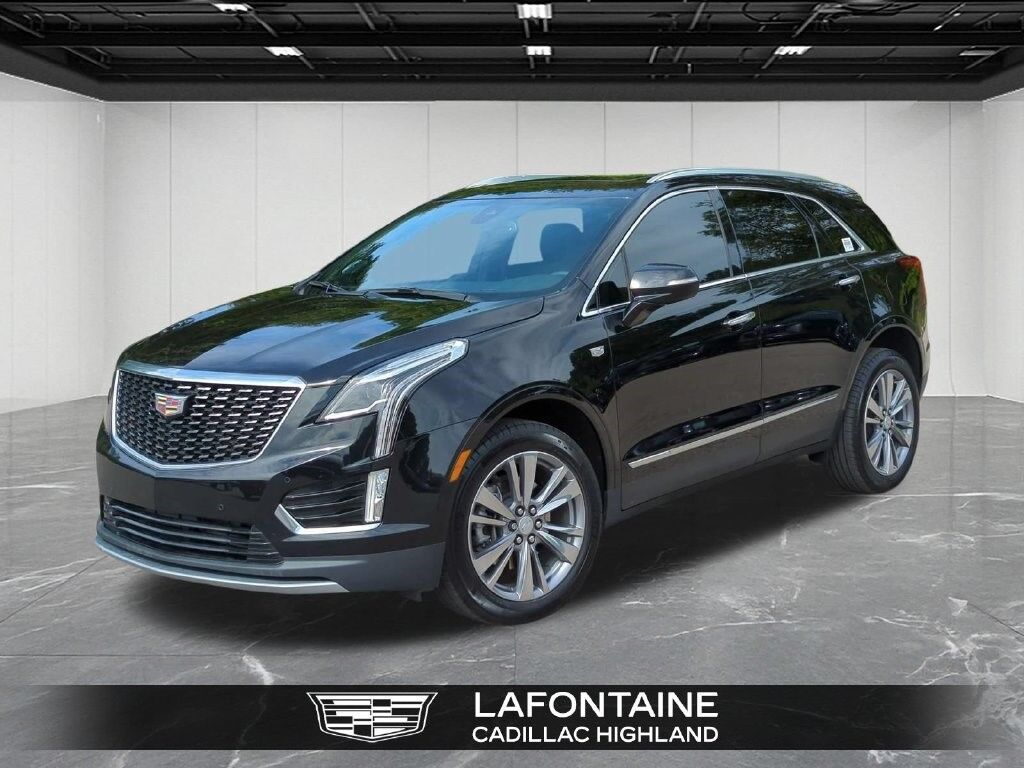 2024 Cadillac XT5 — photo 1 of 7