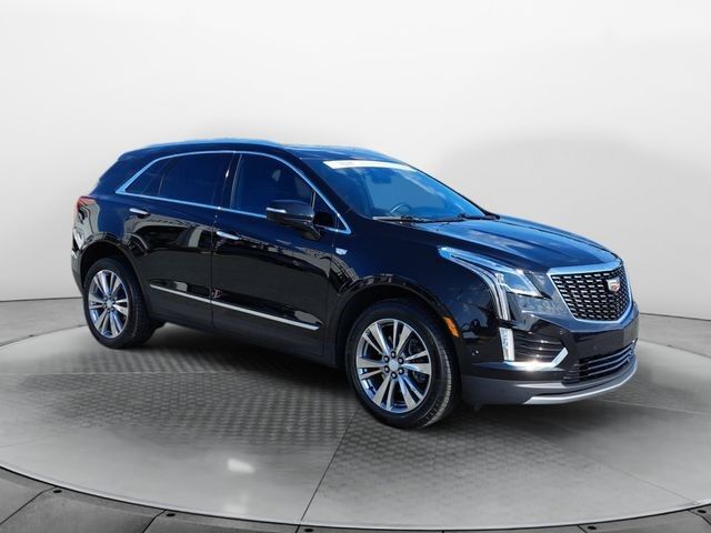 2024 Cadillac XT5 — photo 1 of 7