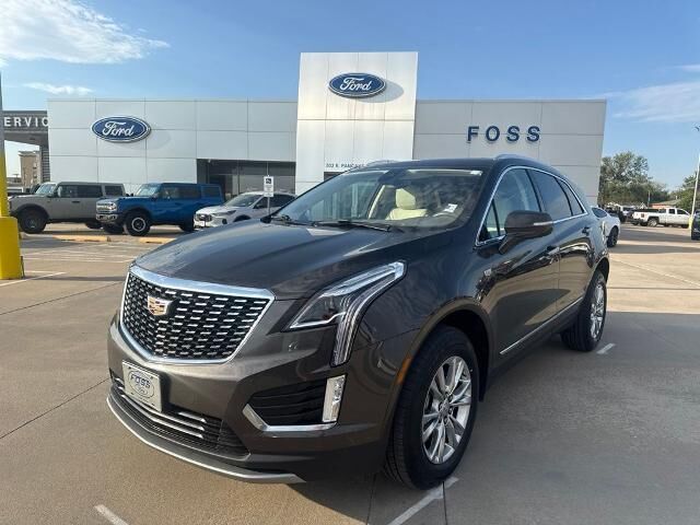 2020 Cadillac XT5 Premium Luxury — photo 1 of 26