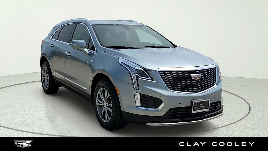 2023 Cadillac XT5 — photo 1 of 7