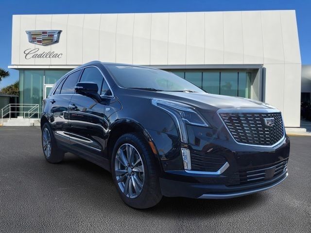 2024 Cadillac XT5 — photo 1 of 7