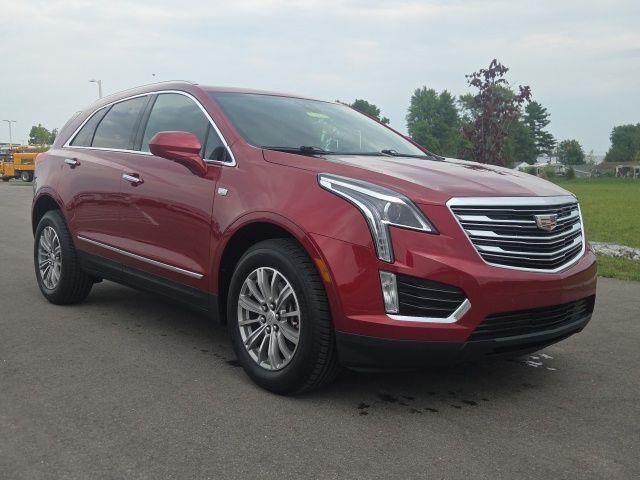 2019 Cadillac XT5 Luxury — photo 1 of 26