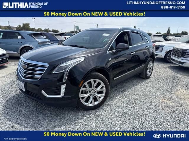 2019 Cadillac XT5 Luxury — photo 1 of 13