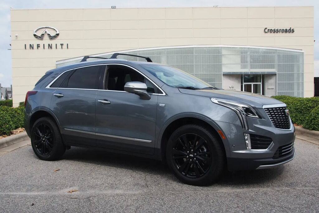 2022 Cadillac XT5 Premium Luxury — photo 1 of 13