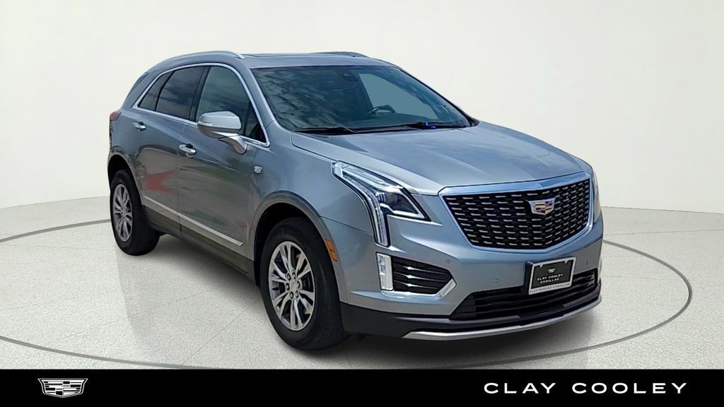 2023 Cadillac XT5 — photo 1 of 7