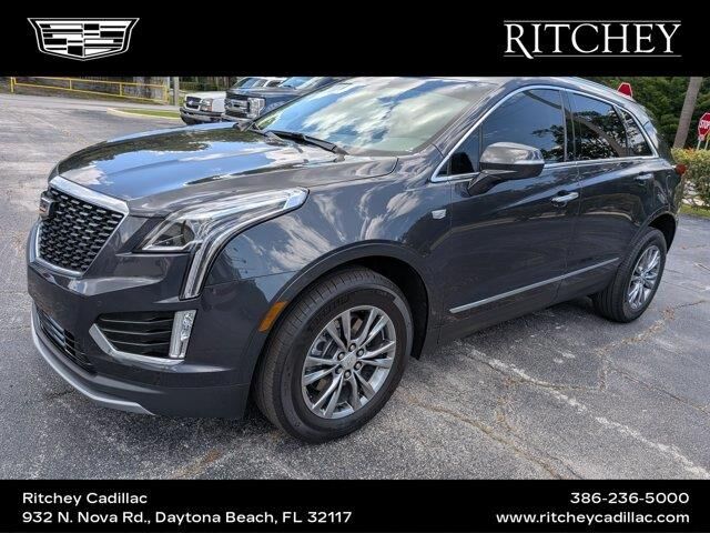 2022 Cadillac XT5 Premium Luxury — photo 1 of 13