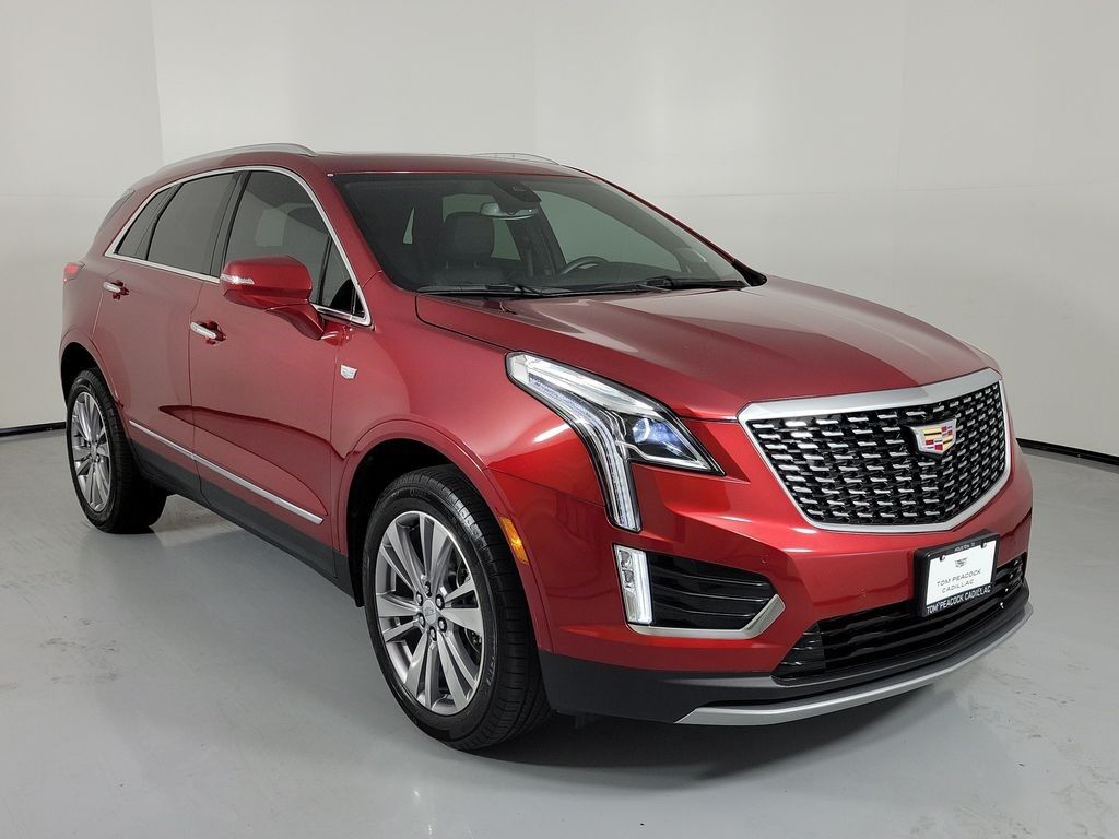 2024 Cadillac XT5 — photo 1 of 7