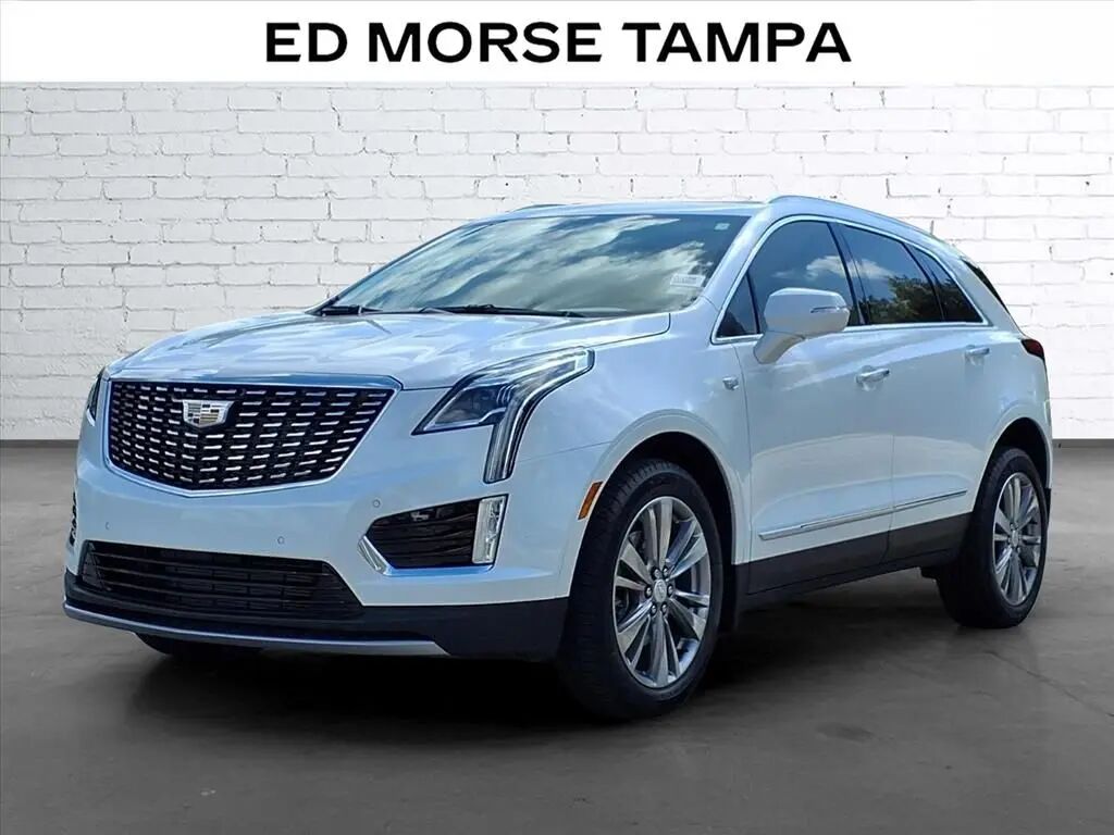 2024 Cadillac XT5 Premium Luxury — photo 1 of 21