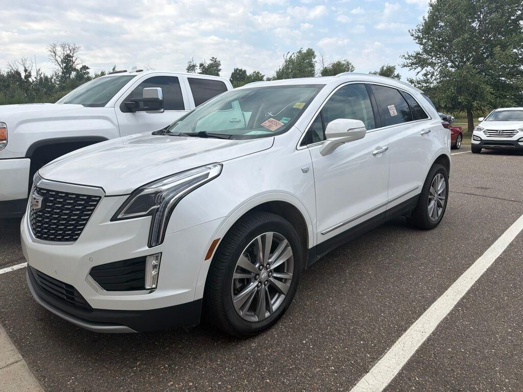 2024 Cadillac XT5 Premium Luxury — photo 1 of 2