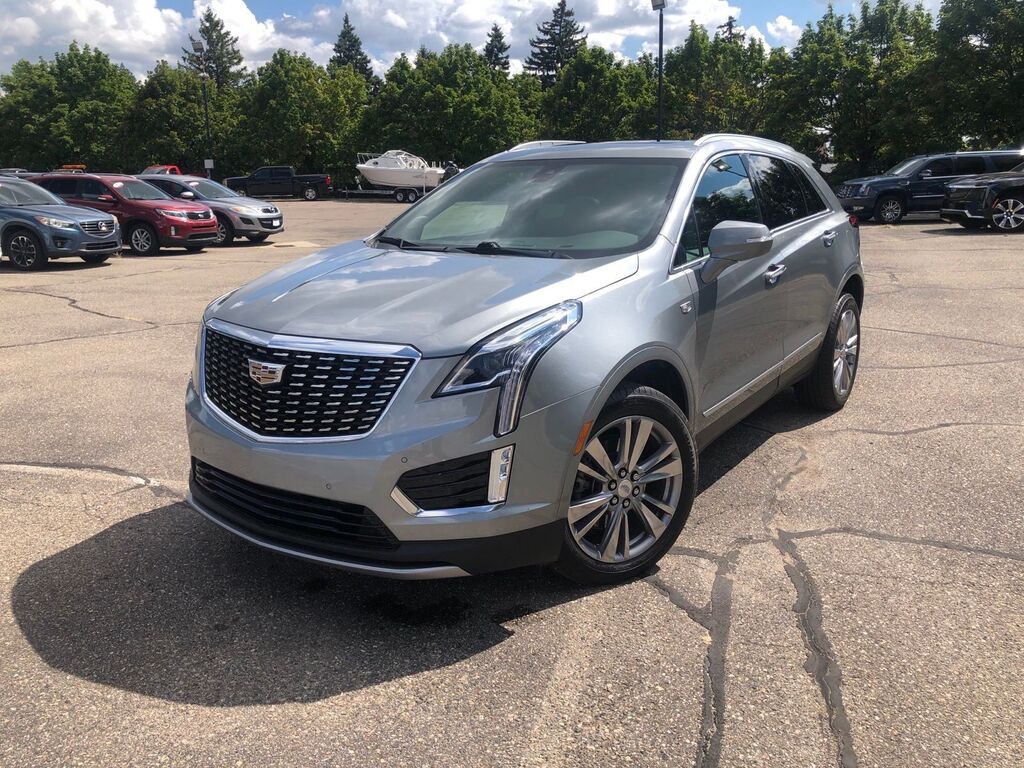 2024 Cadillac XT5 — photo 1 of 7