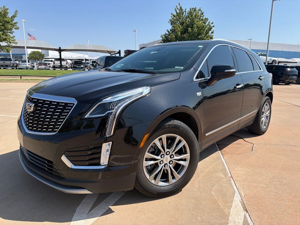 2023 Cadillac XT5 — photo 1 of 7