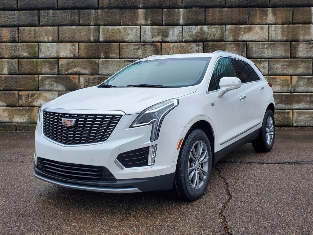 2023 Cadillac XT5 — photo 1 of 7