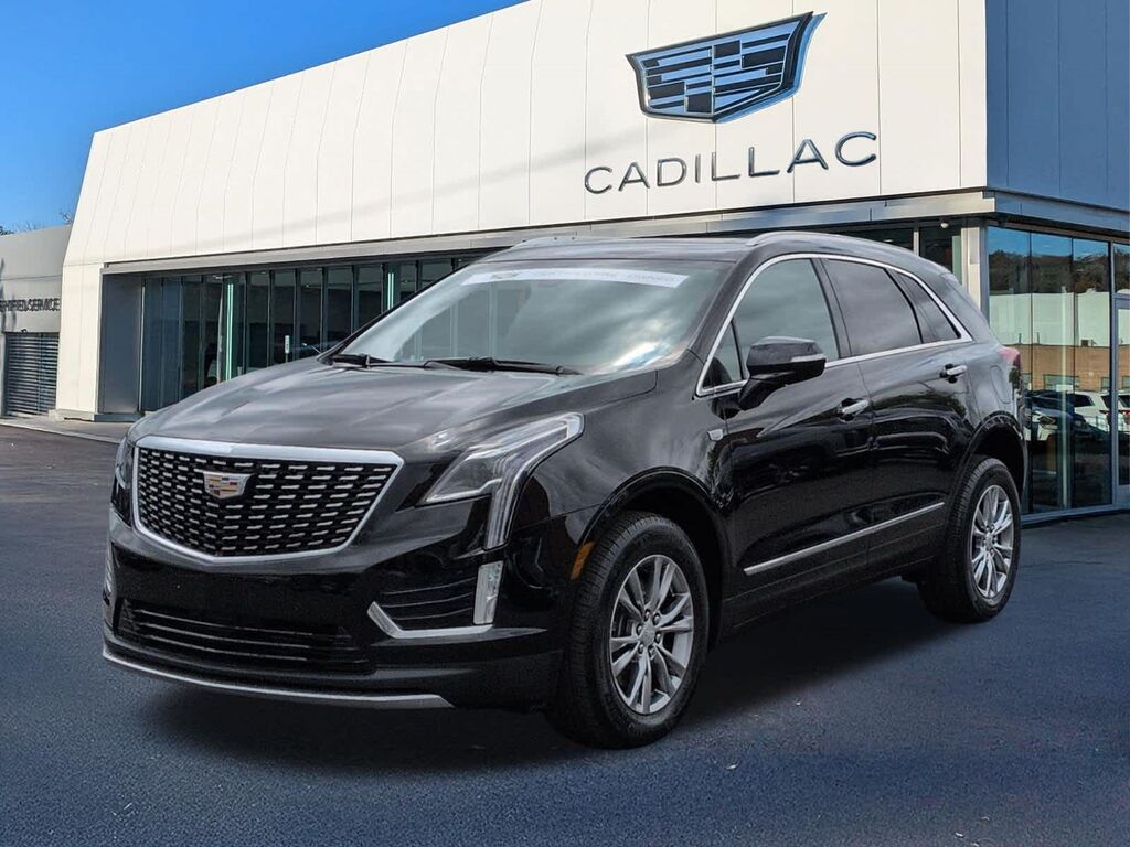 2022 Cadillac XT5 — photo 1 of 7