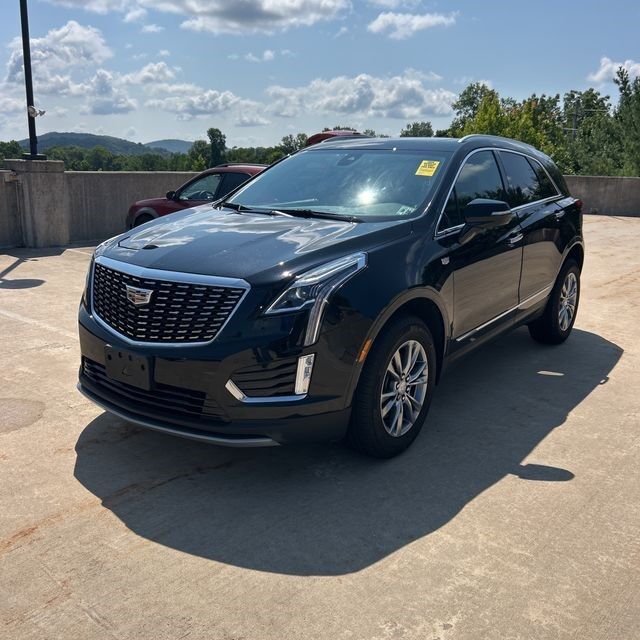 2023 Cadillac XT5 — photo 1 of 7
