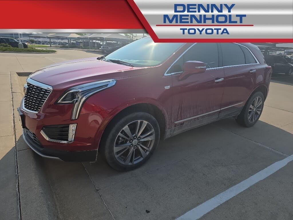 2024 Cadillac XT5 Premium Luxury — photo 1 of 27