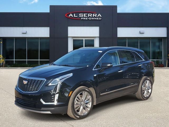 2023 Cadillac XT5 — photo 1 of 7