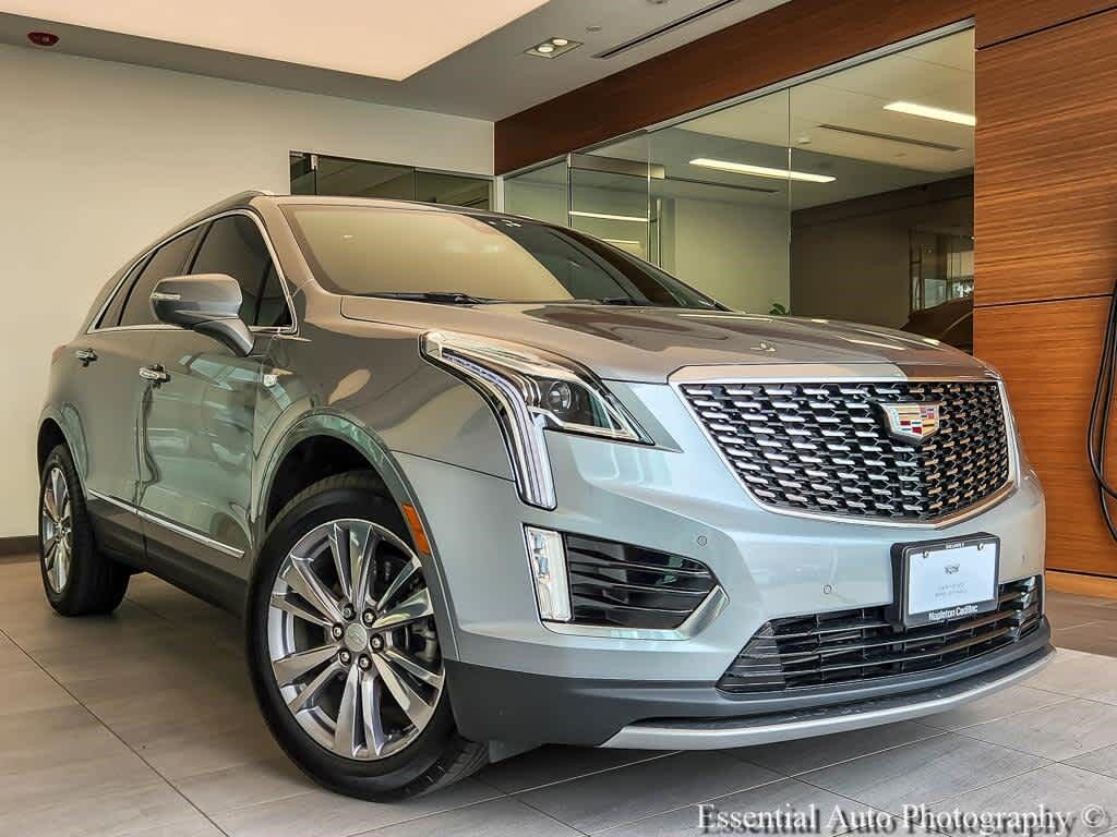 2024 Cadillac XT5 — photo 1 of 5
