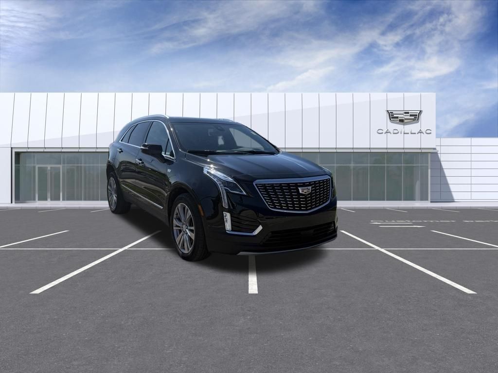 2024 Cadillac XT5 — photo 1 of 7