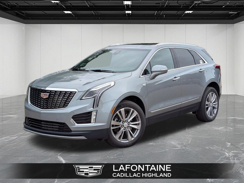 2024 Cadillac XT5 — photo 1 of 7