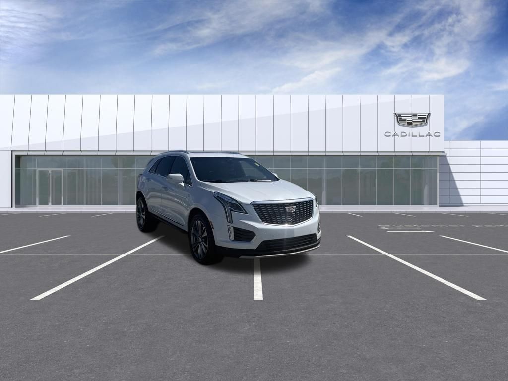 2024 Cadillac XT5 — photo 1 of 7