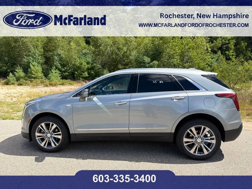 2025 Cadillac XT5 Premium Luxury — photo 1 of 8