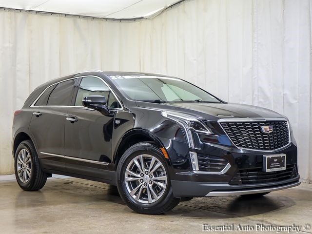2022 Cadillac XT5 — photo 1 of 7