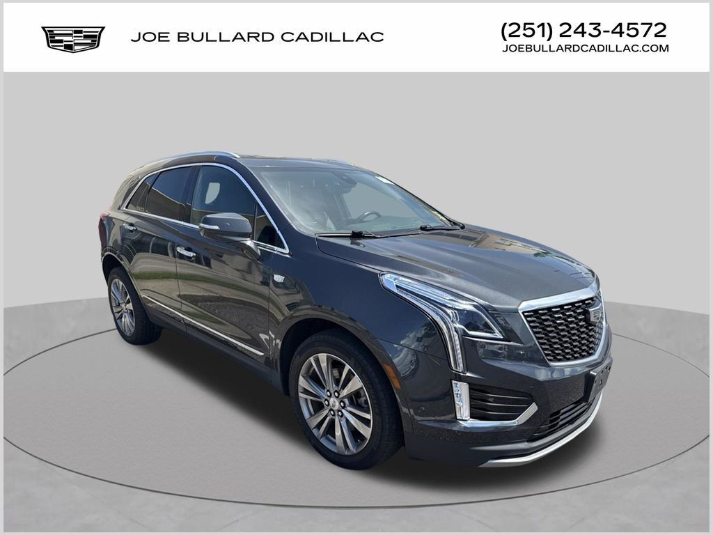 2023 Cadillac XT5 — photo 1 of 5