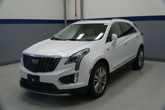 2024 Cadillac XT5 — photo 1 of 7