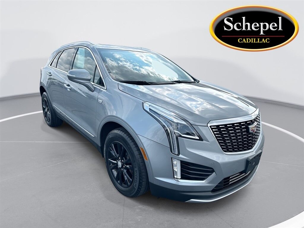 2023 Cadillac XT5 — photo 1 of 7