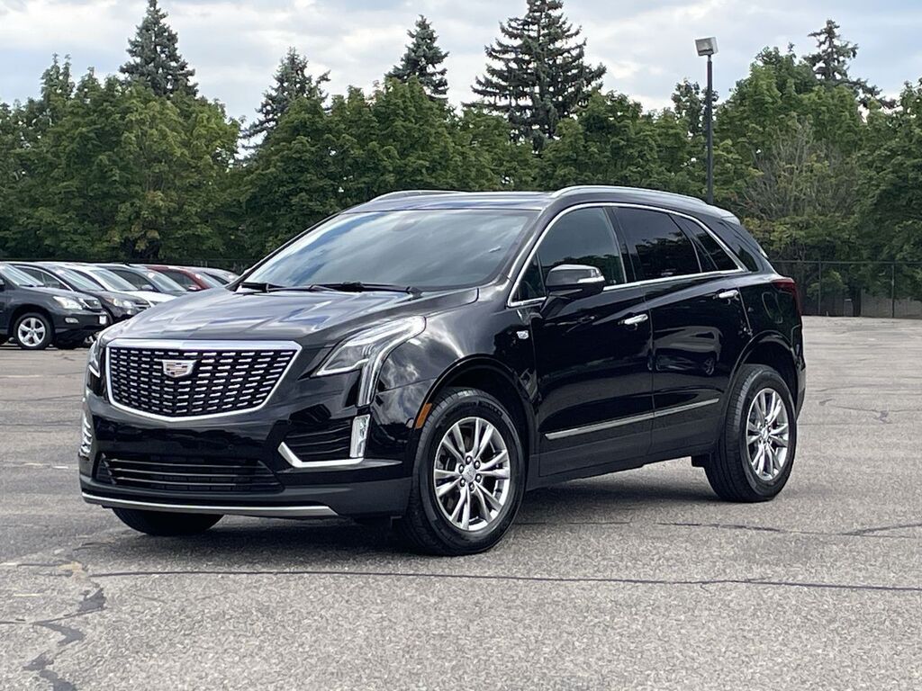 2023 Cadillac XT5 — photo 1 of 7
