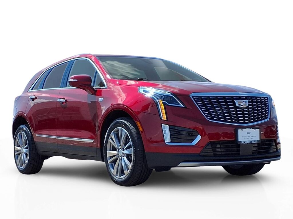 2026 Cadillac XT5 — photo 1 of 7