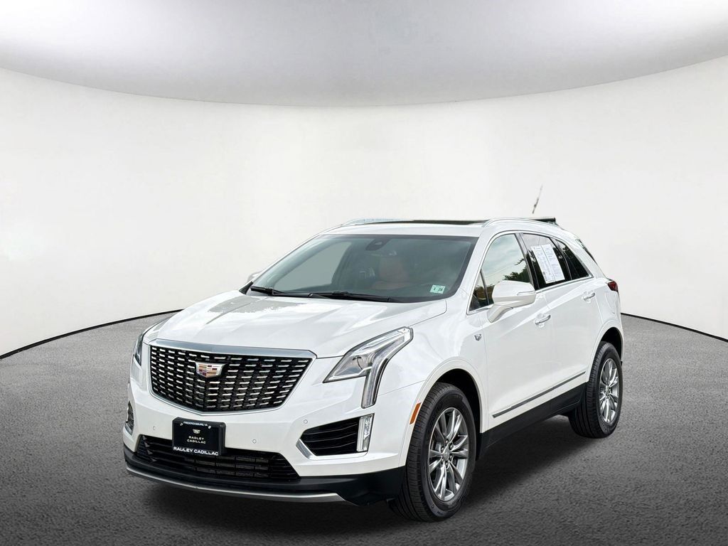 2023 Cadillac XT5 — photo 1 of 7