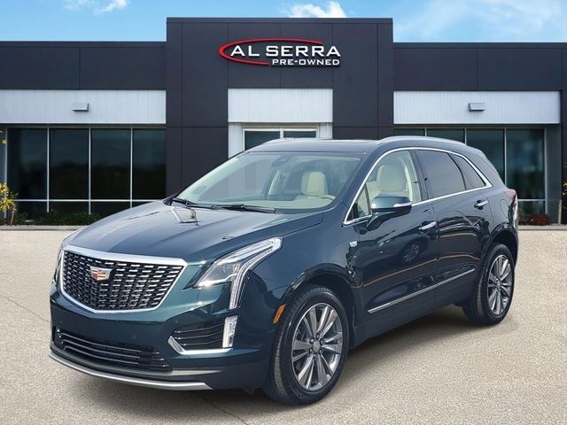 2024 Cadillac XT5 — photo 1 of 7