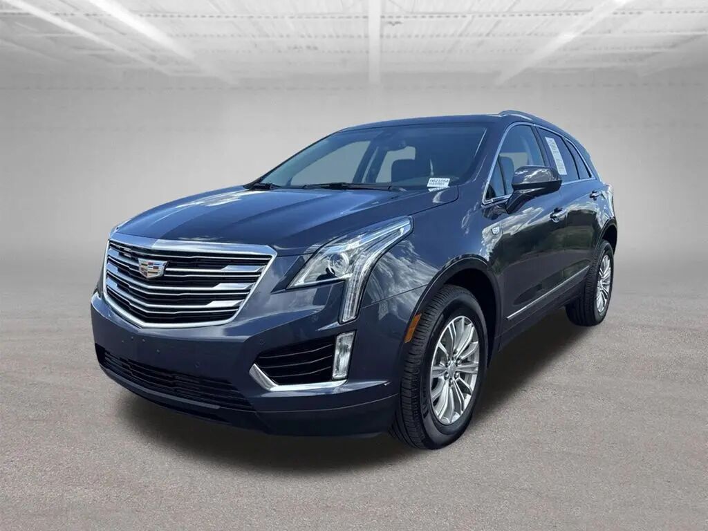 2019 Cadillac XT5 Luxury — photo 1 of 12