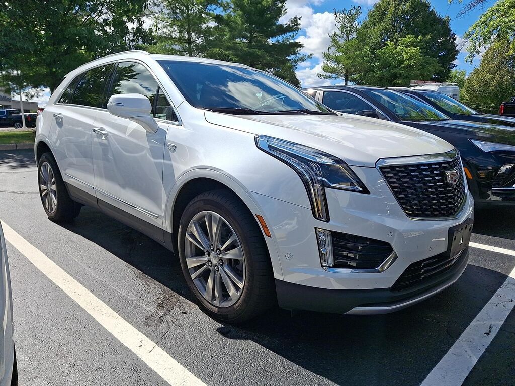 2024 Cadillac XT5 — photo 1 of 7