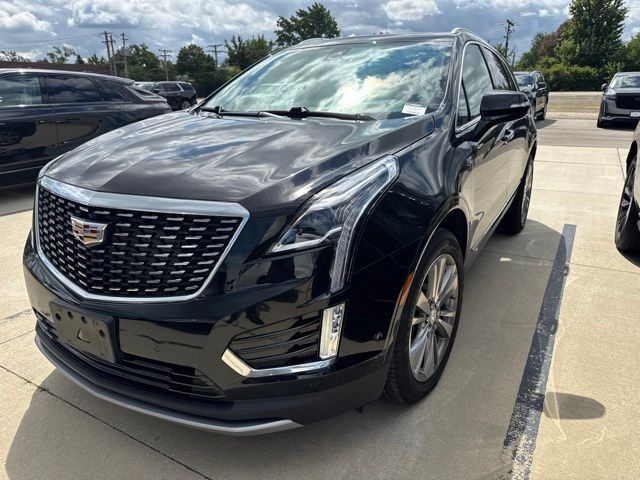 2024 Cadillac XT5 — photo 1 of 7