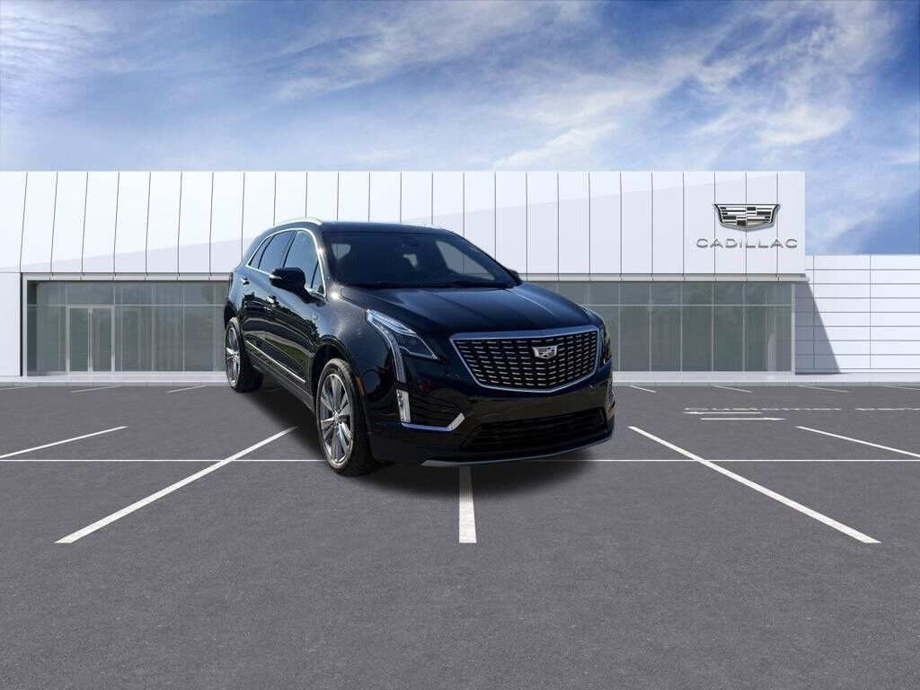 2024 Cadillac XT5 — photo 1 of 7